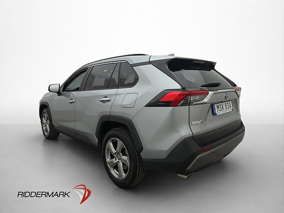 Toyota RAV4 5 of 5