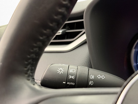 Toyota RAV4 26 of 30