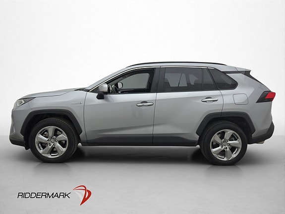 Toyota RAV4 4 of 5