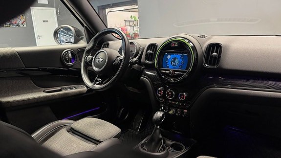 MINI Countryman Cooper SE 7 of 18