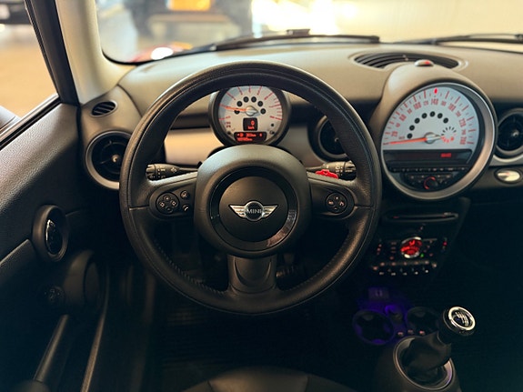 MINI Clubman One 13 of 19