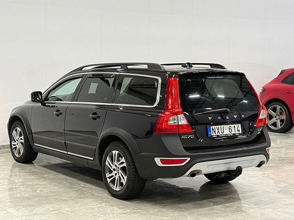 Volvo XC70 3 of 25