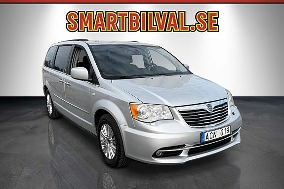 Lancia Voyager 6 of 16
