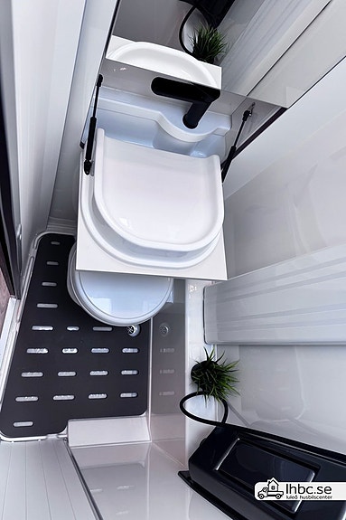 Kabe Novum 750 TRAQ Lev i Augusti 17 of 17