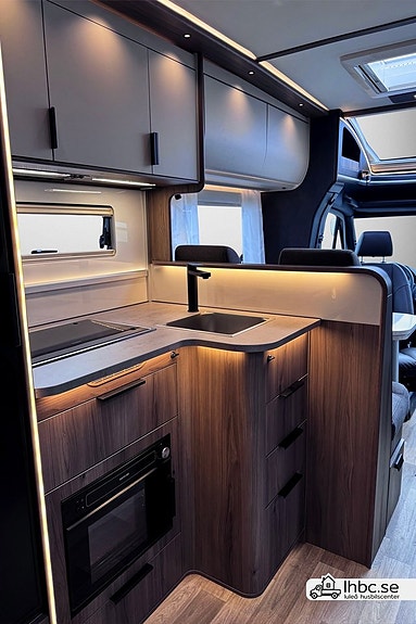 Kabe Novum 750 TRAQ Lev i Augusti 9 of 17