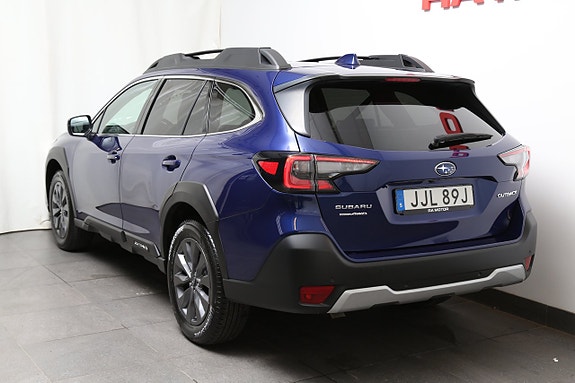 Subaru Outback 2 of 5