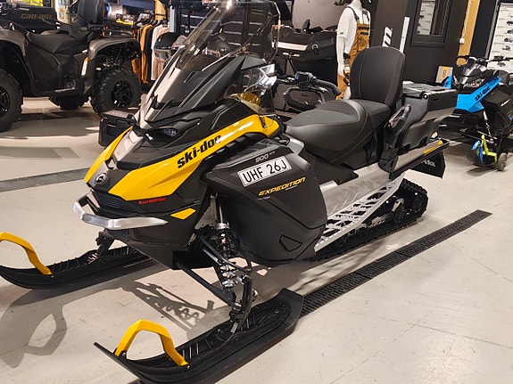 Ski-Doo Expedition Sport 900 ACE - 2026 23 mil Dubbmatta, packlåda m.m 2 of 6