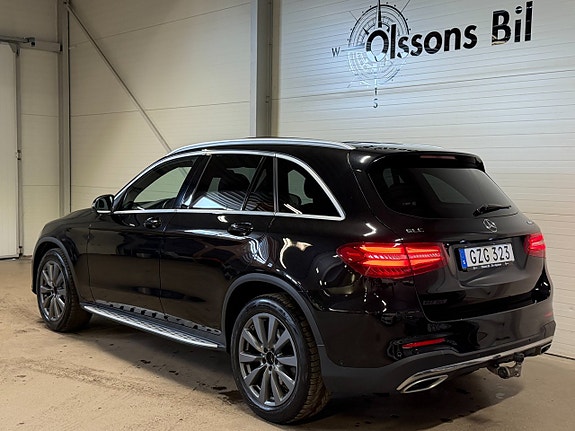 Mercedes-Benz GLC250 d 4 of 5