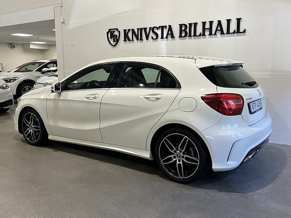 Mercedes-Benz A180 2 of 23