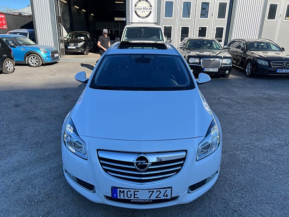Opel Insignia 4 of 5