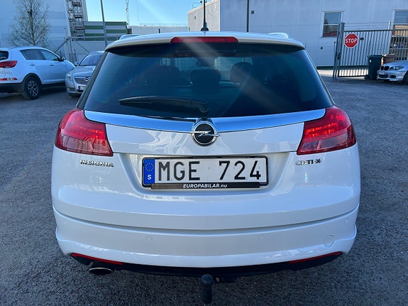 Opel Insignia 17 of 24