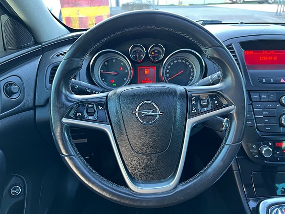 Opel Insignia 11 of 24