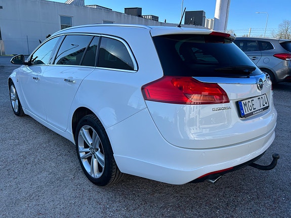 Opel Insignia 14 of 24