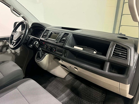 Volkswagen Transporter 4 of 5