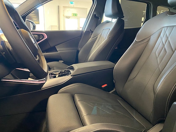 BMW X3 4 of 5