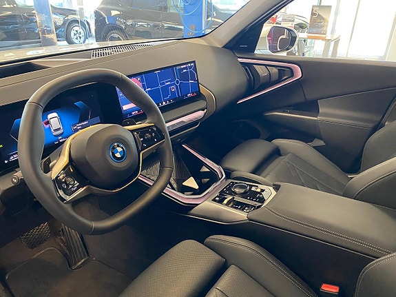 BMW X3 3 of 5