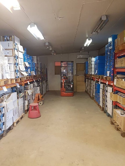 Product image 9 of 10