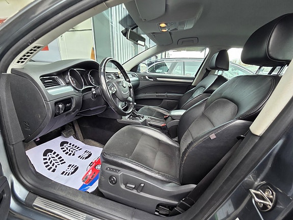 Skoda Superb 11 of 12