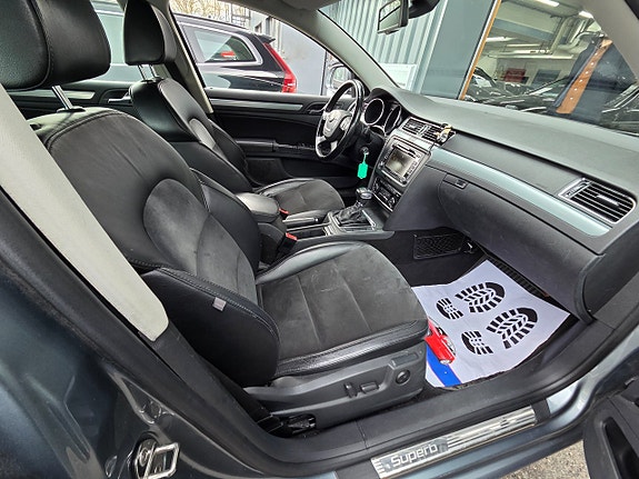 Skoda Superb 7 of 12