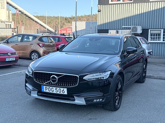 Volvo V90 Cross Country