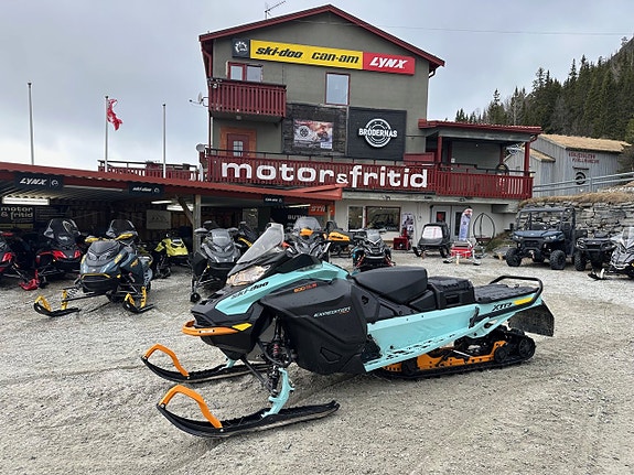 Ski-Doo Expedition Xtreme 900 ACE Turbo R -24