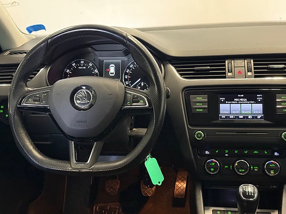 Skoda Octavia 15 of 27