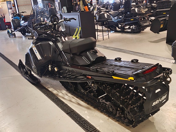 Ski-Doo Tundra LT 600 EFI 3 of 4