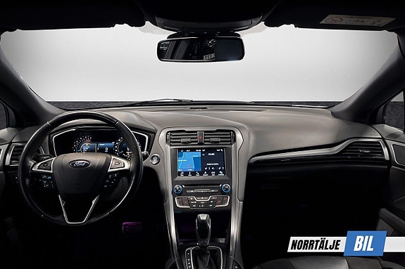 Ford Mondeo 3 of 5