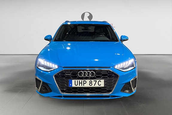 Audi A4 10 of 17