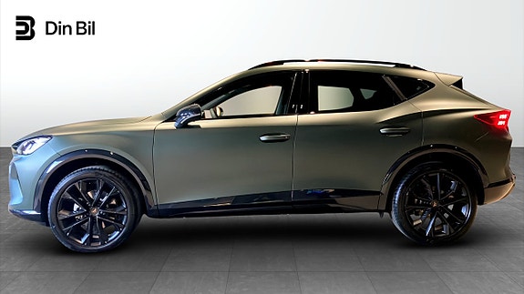 Cupra Formentor 2 of 5