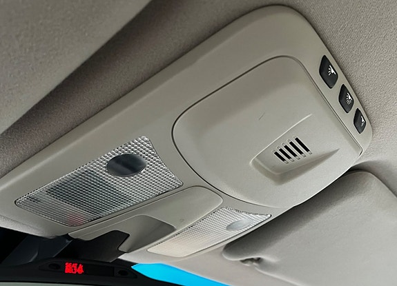 Volvo XC70 16 of 17