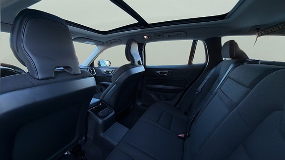 Volvo V60 12 of 25
