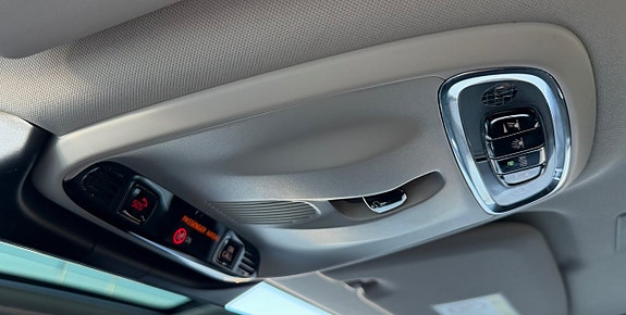 Volvo V60 24 of 25