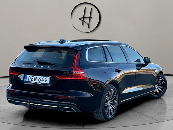 Volvo V60 7 of 25