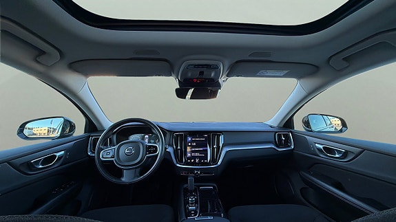 Volvo V60 10 of 25