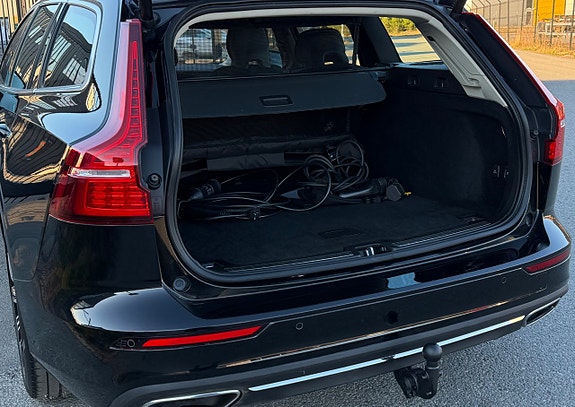 Volvo V60 25 of 25