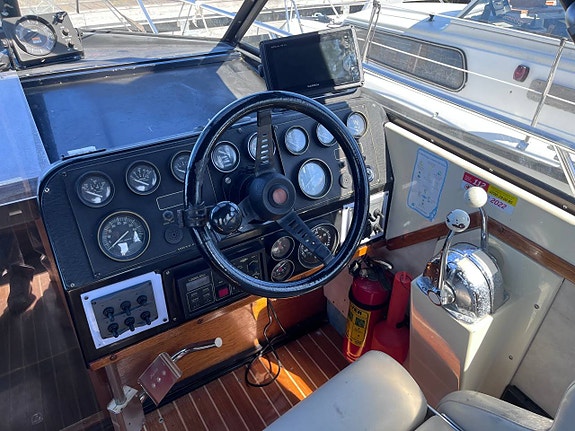 Scand 27 Adriatic 2x Volvo Penta Ad30 Diesel 9 of 11