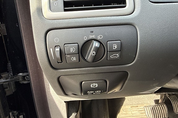Volvo V70 16 of 20