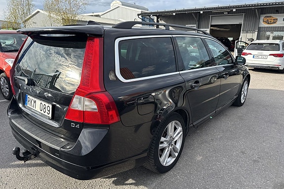 Volvo V70 5 of 20