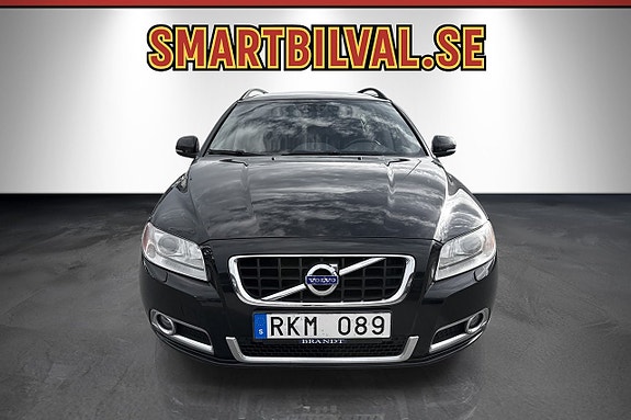 Volvo V70 2 of 20