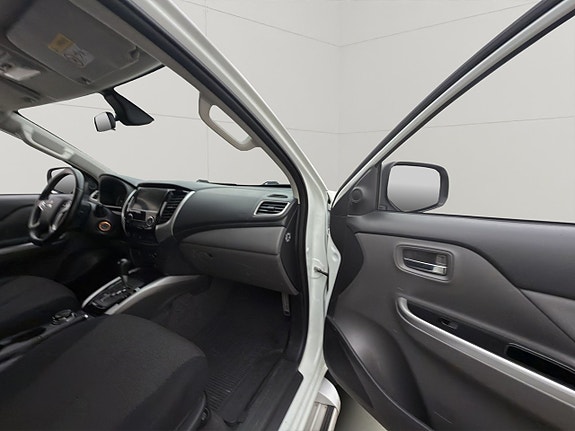 Mitsubishi L200 27 of 30