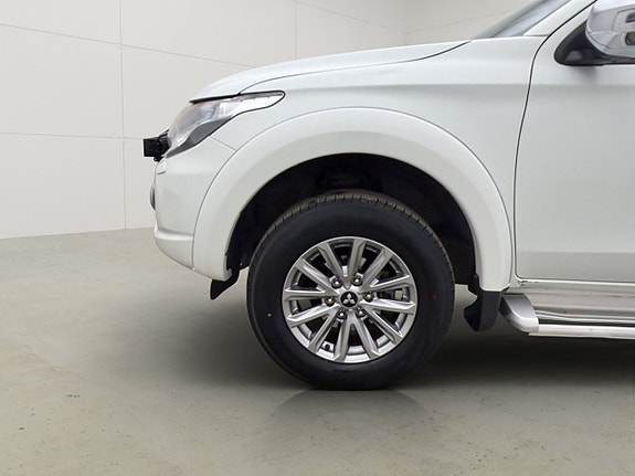 Mitsubishi L200 28 of 30