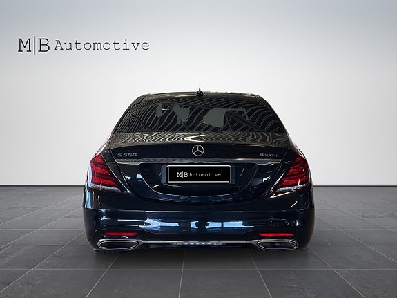 Mercedes-Benz S560 5 of 5