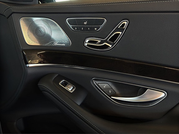 Mercedes-Benz S560 17 of 20