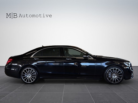 Mercedes-Benz S560 7 of 20