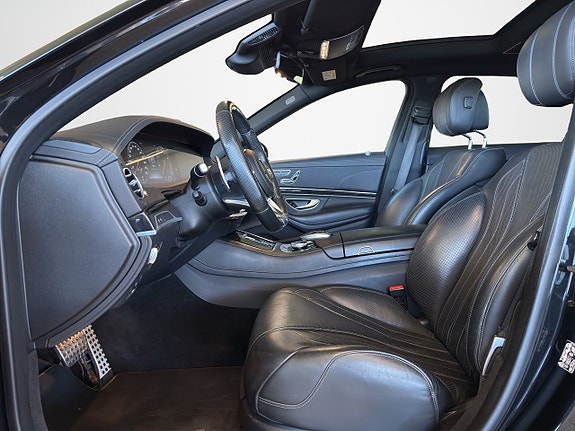 Mercedes-Benz S560 9 of 20