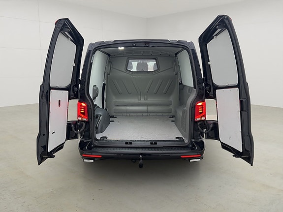Volkswagen Transporter 14 of 30