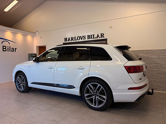 Audi Q7 5 of 5