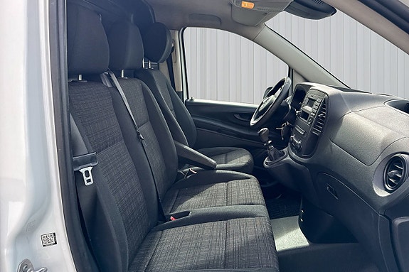 Mercedes-Benz Vito 109 12 of 14
