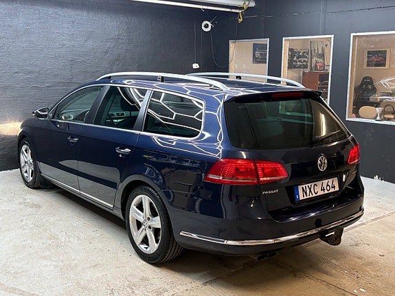 Volkswagen Passat 8 of 27